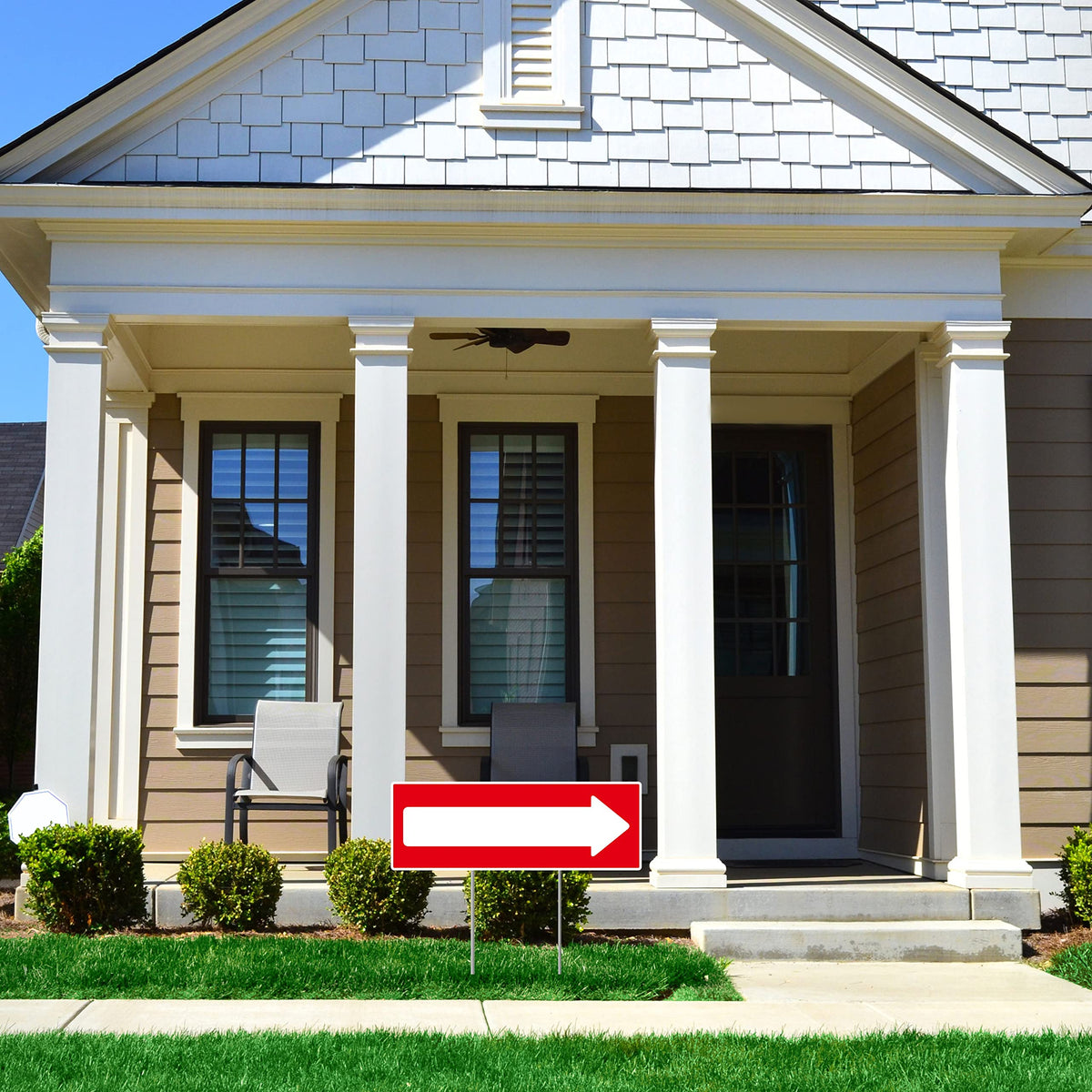 Venicor directional arrow sign tear-proof plastic ensures long-lasting outdoor use.