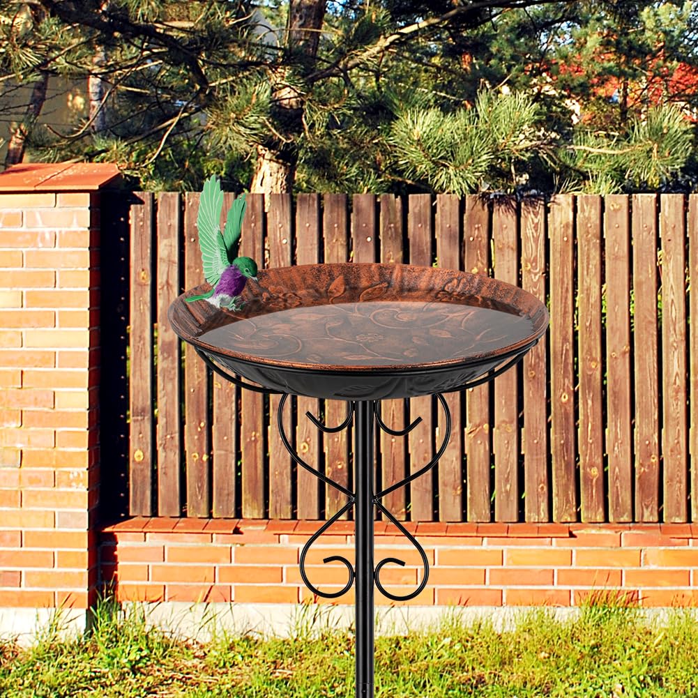 Venniy bird bath with removable basin enables quick cleaning and maintenance.