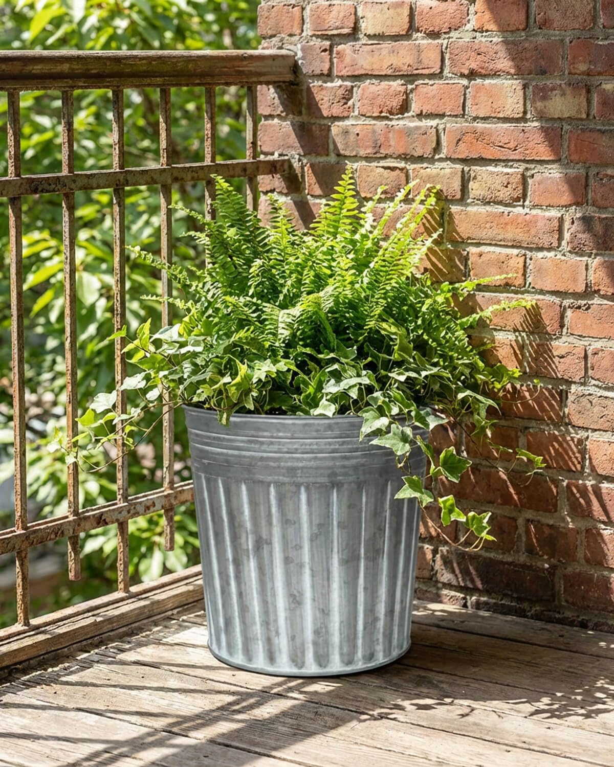vensovo metal buckets used as desk organizers, adding style and organization