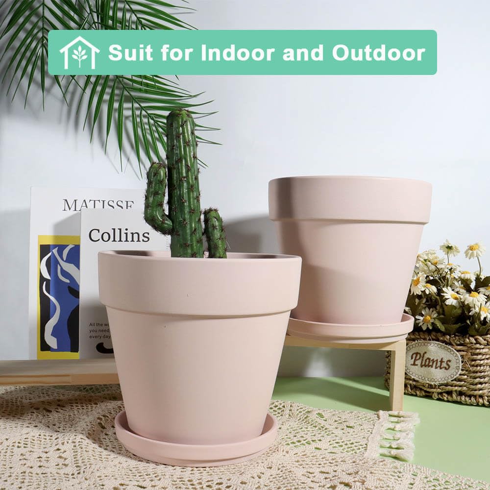vensovo terracotta pot emphasizing breathable material for plant health.