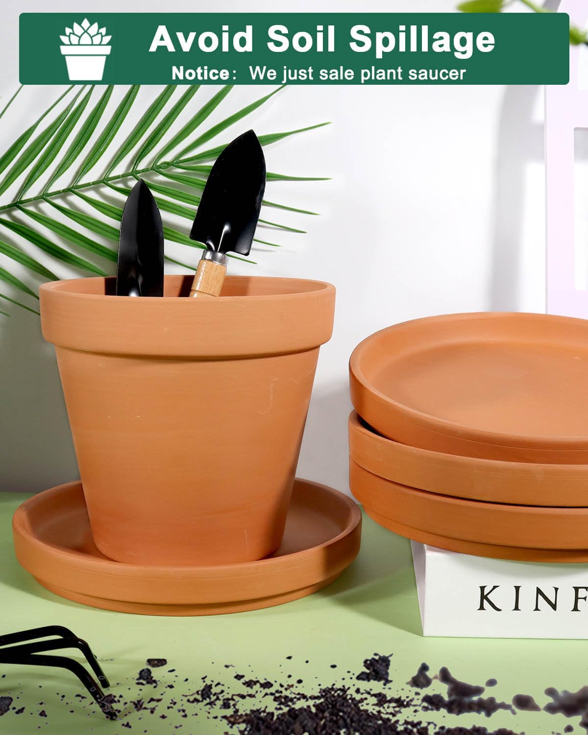Vensovo terracotta saucer under pot protecting furniture from water and soil.
