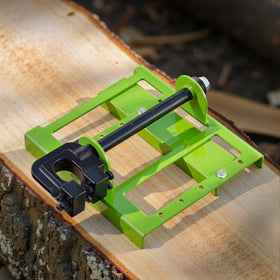 VEVOR Chainsaw Mill compatible with most electric chainsaws
