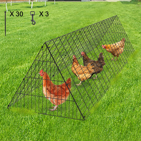VEVOR generous activity space supports natural movement and healthier flock behavior.