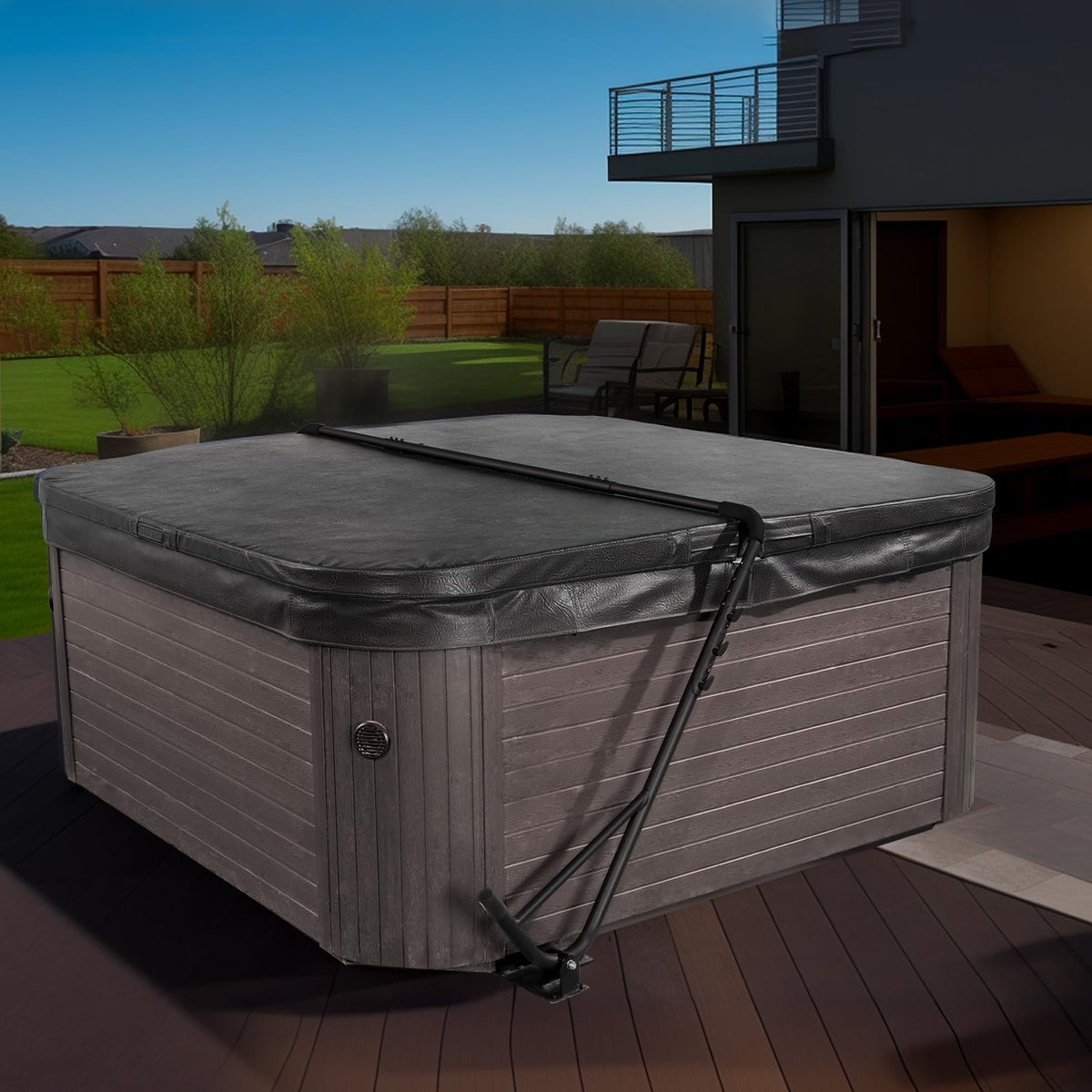 VEVOR space-saving design keeps surrounding space clear for spa routines.