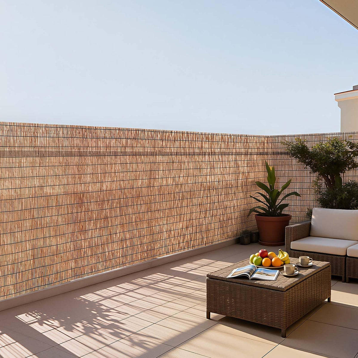 Versatile outdoor application of VEVOR reed fencing