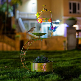VEWOGARDEN planter creates a lush focal point in your patio with wildlife.