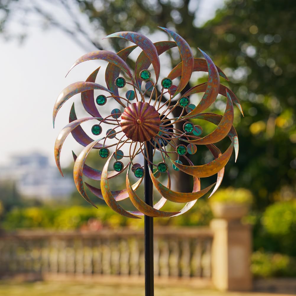 VEWOGARDEN center gemstone accents spinner enhances color and texture.