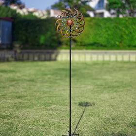 VEWOGARDEN outdoor yard decor spinning art for patios and lawns.