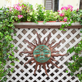 VEWOGARDEN sun-face detail, colorful radiance for garden decor.