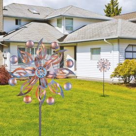 VEWOGARDEN waterproof wind spinner withstands rain and sun while rotating gracefully.