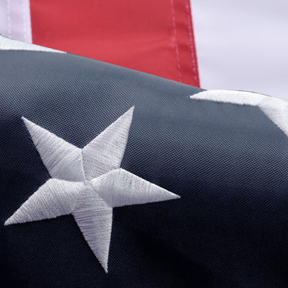 VICDRIA 3x5 heavy-duty USA flag outdoors resists weather and UV exposure
