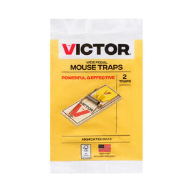 Victor Easy Set 2Pk clean up after a catch with quick reset.