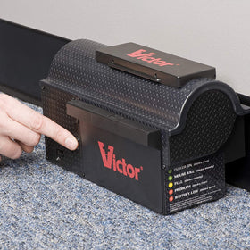 Victor M260 indicator lights signal catch and full chamber status.