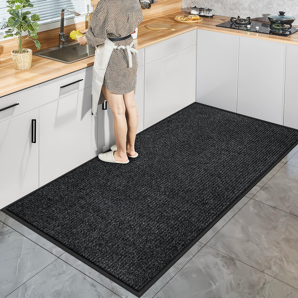 Vicwe indoor outdoor door mat with large 4x6 size helps keep floors clean.