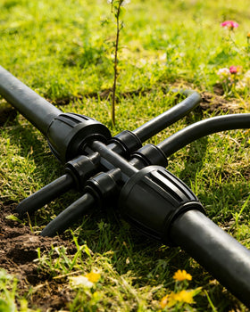 Vikua 6-way quick connector enables easy drip system assembly.