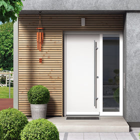 Vinsot wind catcher design enhances breeze-driven melodies in garden