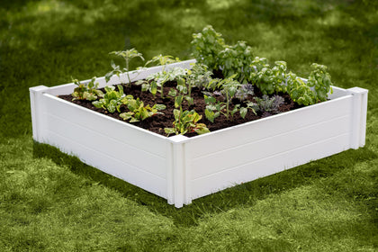 Vita Classic garden bed close-up in white vinyl for safe food cultivation