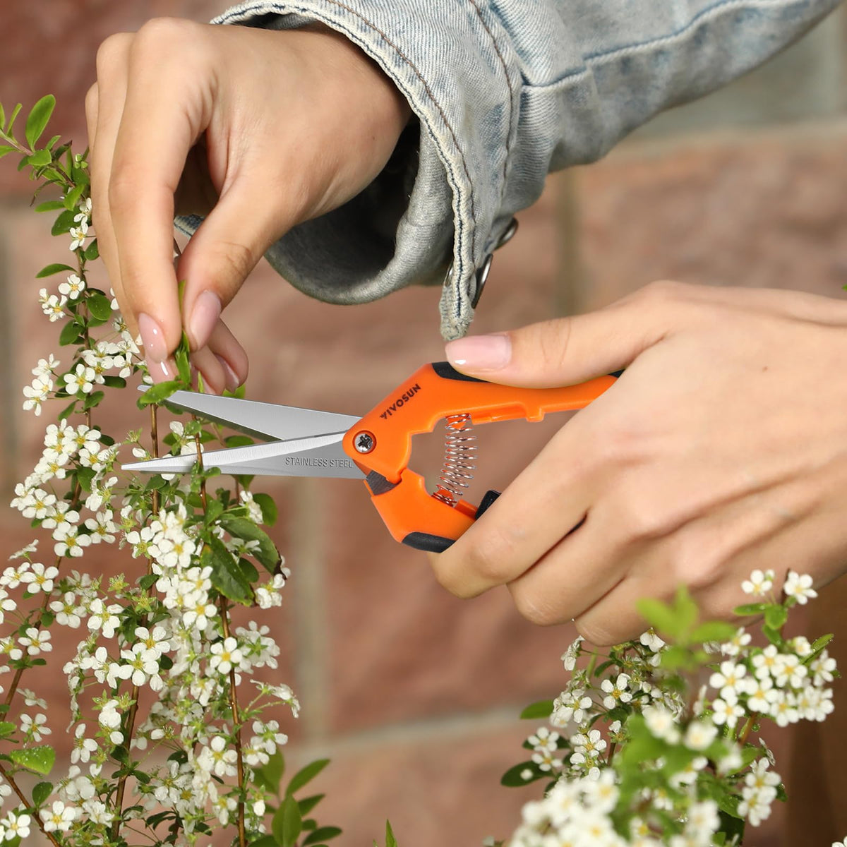 VIVOSUN versatile cutting tool for pruning, trimming, and light household tasks