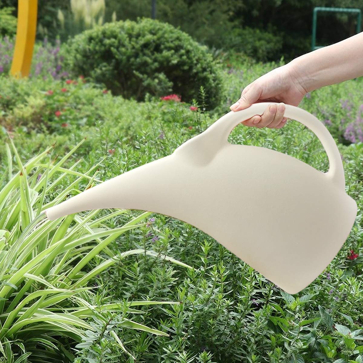 VKPLITE white design blends with modern home gardens