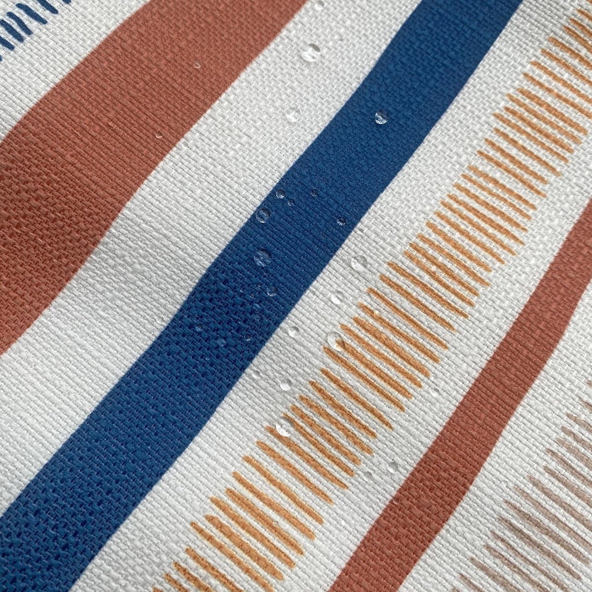 vmgreen premium jacquard fabric pillow resists fading in sunlight.