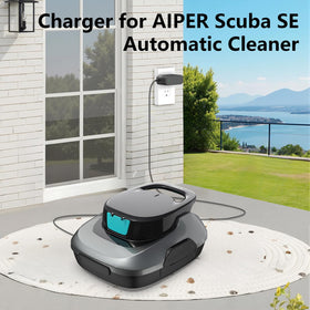 VOJSALDR waterproof charger shell keeps the unit protected in damp poolside conditions.
