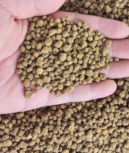 Voulosimi Akadama soil texture close-up showing uniform granules for bonsai mixes.