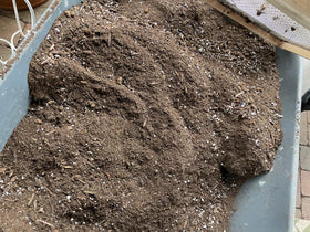 Voulosimi dual-hole design helps separate fines from rocks efficiently