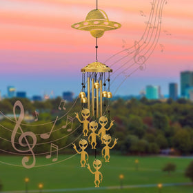 Vovkokc wind chime detail shows four tubes and six bells for deep tones