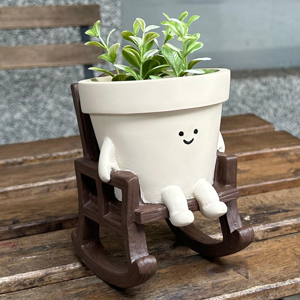 Vovkokc cute smiling-face planter enhances indoor decor with cheerful charm.