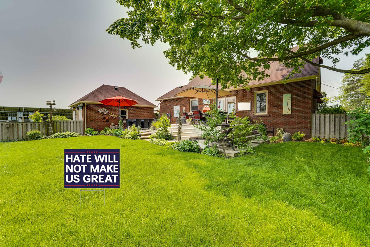 Vrogadso UV ink provides outdoor fade resistance.