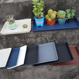 VUWEZ heavy-duty PP tray supports pots and seed starters.