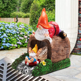 VZVXCC hollow-stump gnome detail boosts garden visual appeal