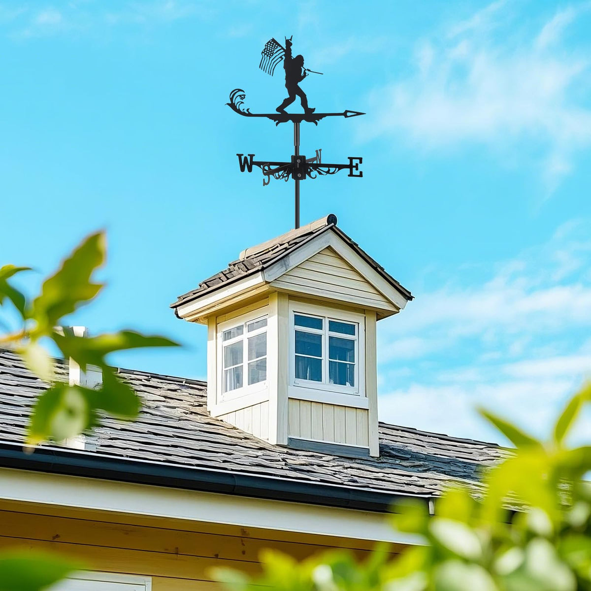 VZVXCC yard wind vane adds farmhouse charm and practical wind direction cues.