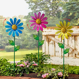 WAIU daisy windmill outdoor stake adds charm with wind-driven spins