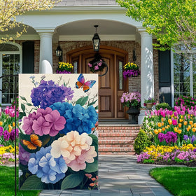 Wanpluml outdoor flag decorates porches and yards with bright floral energy.