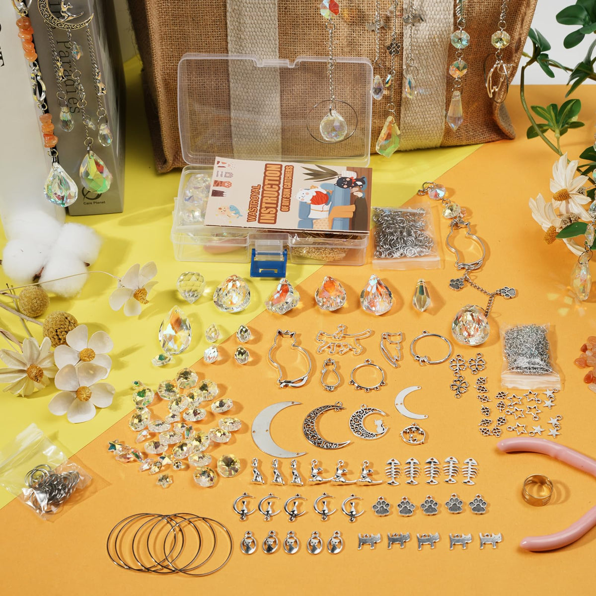 WASTROYAL leaf charms add metal accents for creative suncatchers