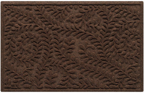 WaterHog Boxwood front door mat with durable outdoor-ready design keeps dirt outside.