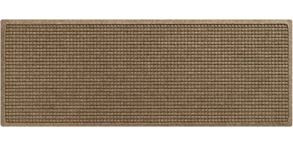 WaterHog Squares front door mat: absorbent ridged design traps moisture and dirt.
