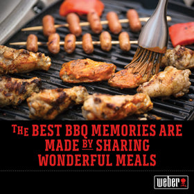 Weber grill cover's integrated storage pouch hides away when not in use.
