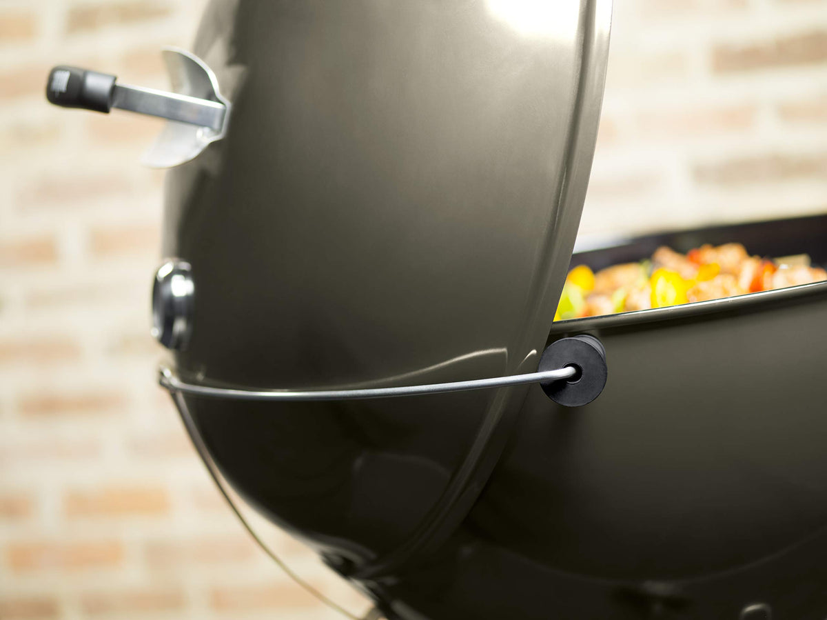 Weber Master-Touch 22-inch porcelain-enameled lid retains heat for even cooking