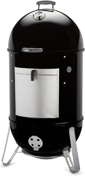 Weber Smokey Mountain 22-Inch lid view shows heat retention and rust resistance.