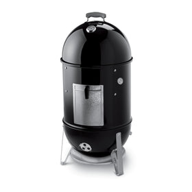 Weber Smokey Mountain exterior shows sturdy steel for outdoor smoking.