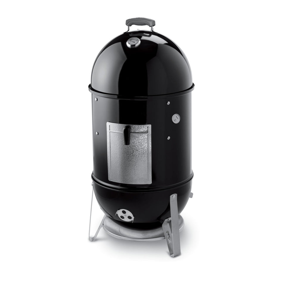 Weber Smokey Mountain exterior shows sturdy steel for outdoor smoking.
