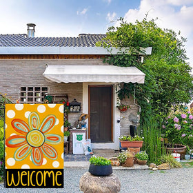 Weizedm double-sided garden flag design visible from both sides for versatile display.