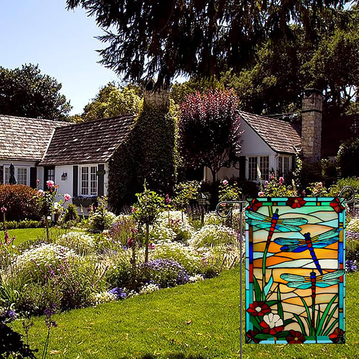 Weizedm weather-resistant linen flag designed for year-round outdoor use.