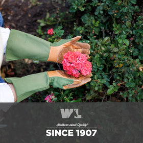 Wells Lamont Rosetender gloves ideal for yard work and general garden maintenance.