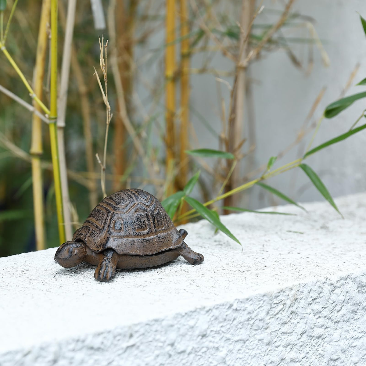 WEMPOLU Gift Idea ideal present for new homeowners seeking practical outdoor decor.