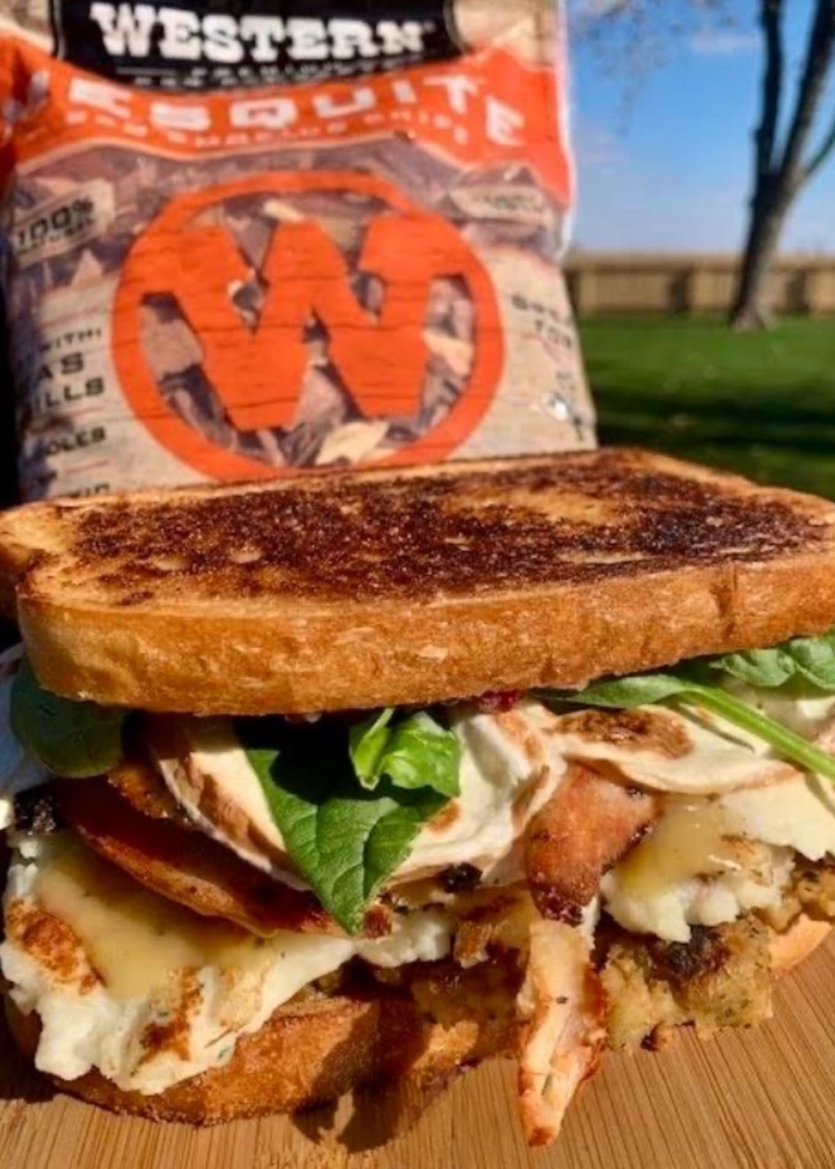 Western Post Oak BBQ Wood Chips 4 Pack lamb-friendly grilling yields balanced smoke with rich aroma.