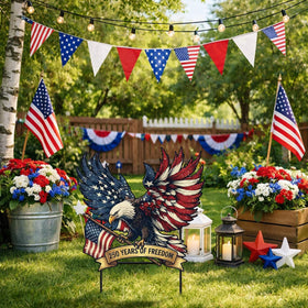 Weysat patio and yard decor brightens outdoor spaces during holidays