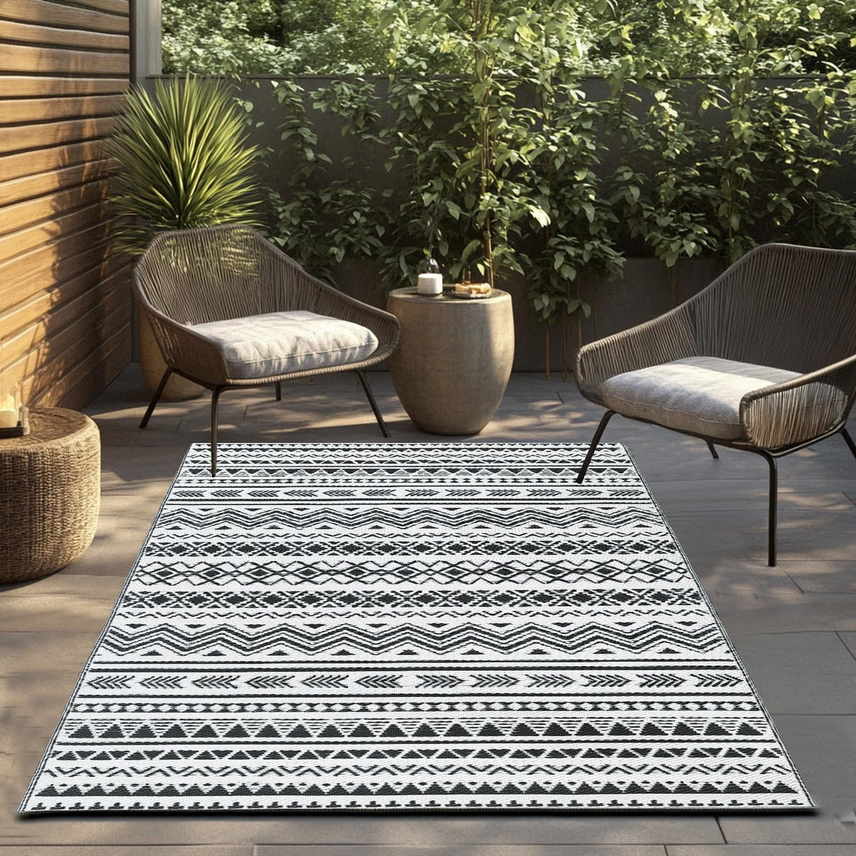 WildRoots easy-clean surface makes spills simple to wipe away.